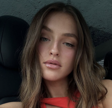 Alicia Moffet rayonne en hors du Québec et partage une photo qui Captive 3 Alicia Moffet rayonne en hors du Québec et partage une photo qui Captive Capture le 2026 02 25 a 09.32.02 Alicia Moffet rayonne en hors du Québec et partage une photo qui Captive