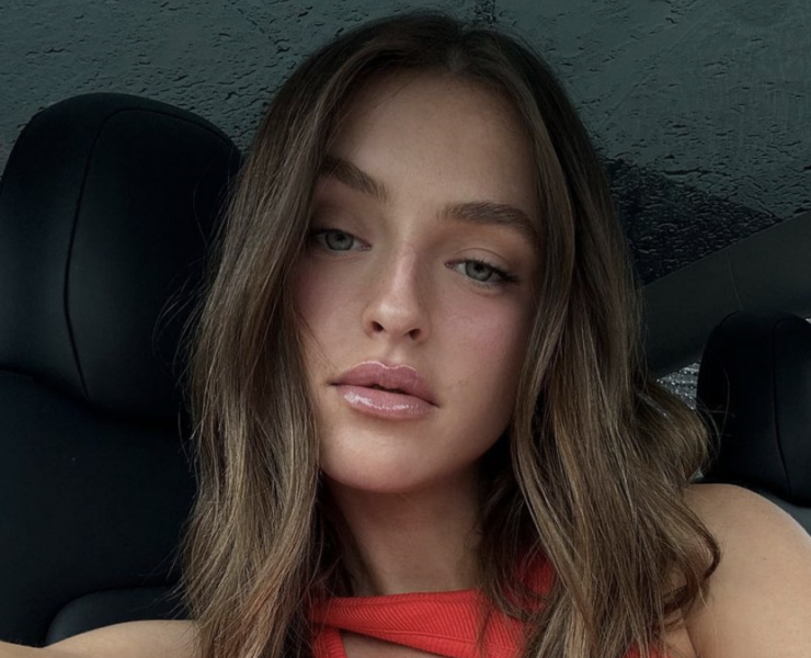 Capture le 2026 02 25 a 09.32.02 Alicia Moffet rayonne en hors du Qu&eacute;bec et partage une photo qui Captive