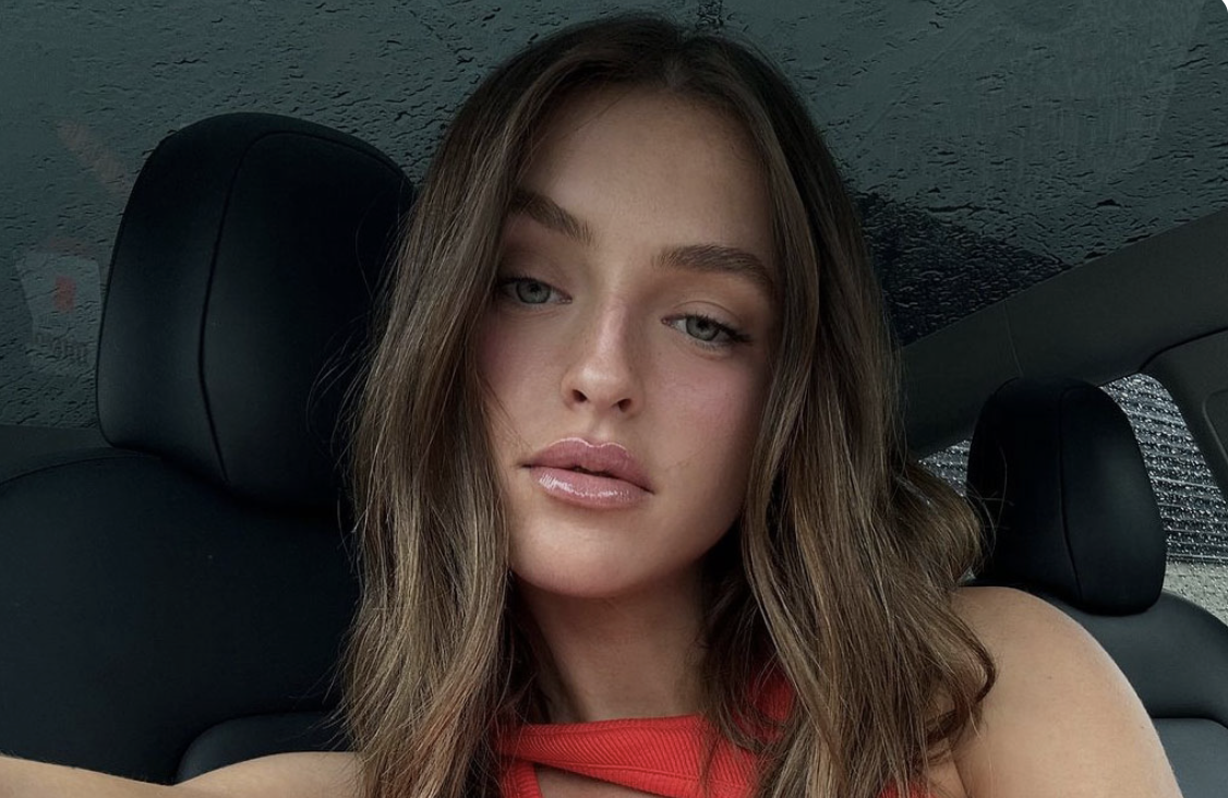 Capture le 2026 02 25 a 09.32.02 Alicia Moffet rayonne en hors du Qu&eacute;bec et partage une photo qui Captive