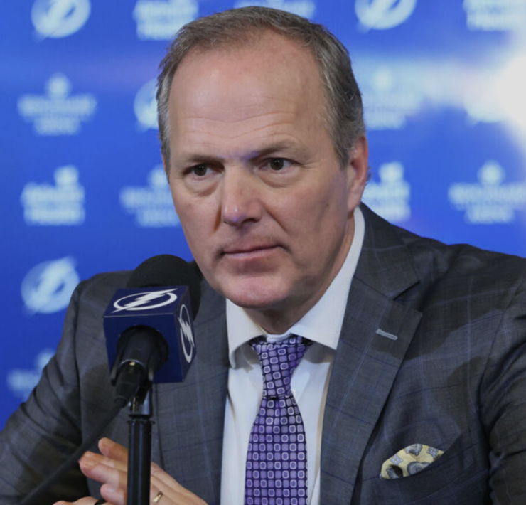 Capture le 2026 02 26 a 05.41.59 Jon Cooper s&rsquo;absente du Lightning apr&egrave;s un d&eacute;c&egrave;s dans sa famille et re&ccedil;oit Une vague de soutien