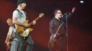 GI 150506 tu6wv aetd u2 sn1250 D&eacute;couvre l'artiste cach&eacute; derri&egrave;re ton pr&eacute;nom !