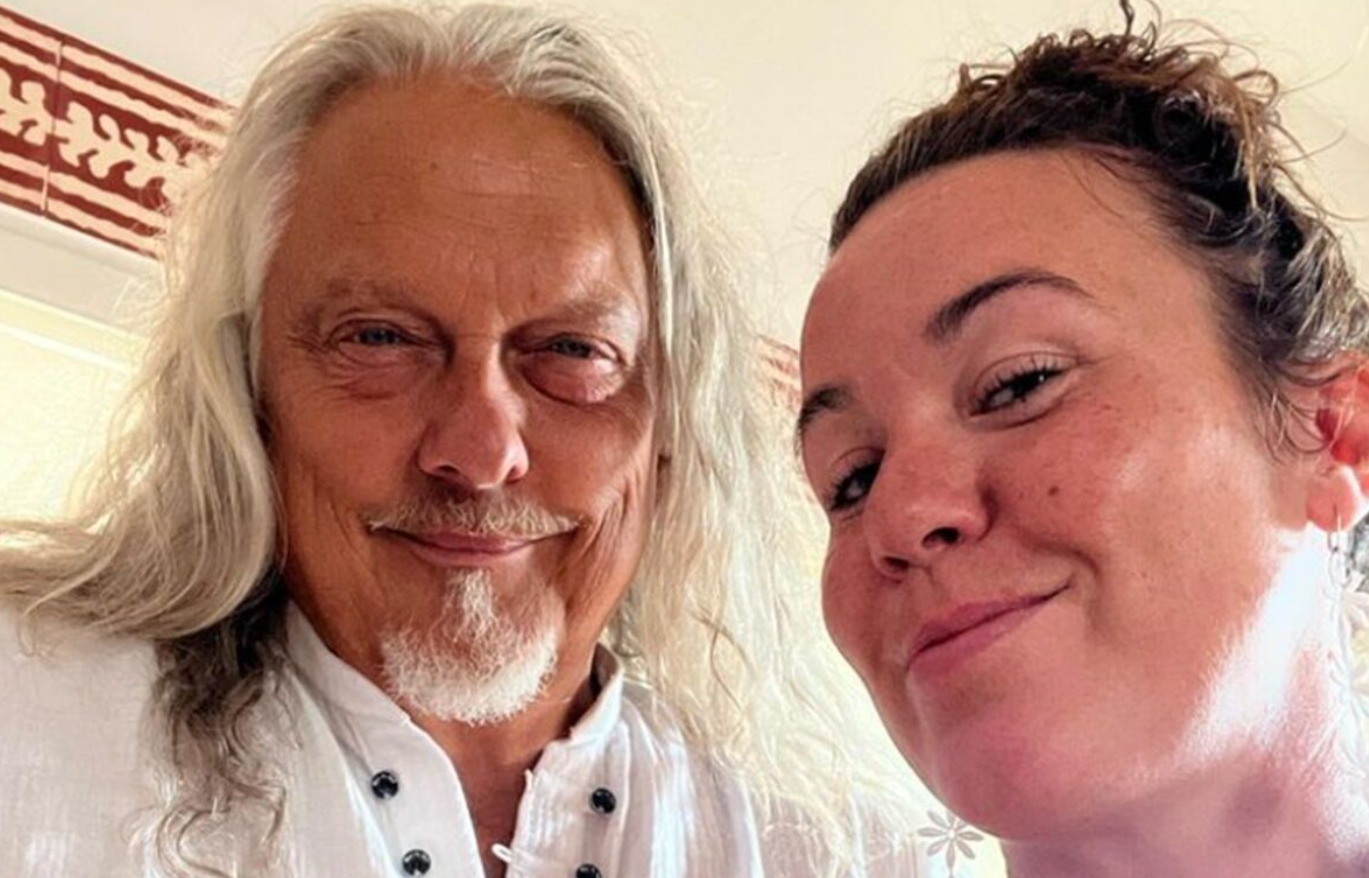 Capture decran 2026 03 05 113741 Apr&egrave;s sa demande en mariage, d&eacute;couvrez Normand D&rsquo;Amour et sa conjointe en photos