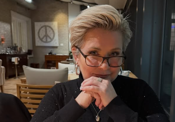 Capture decran 2026 03 09 104332 Nathalie Simard partage une photo tr&egrave;s touchante avec sa fille et sa petite-fille