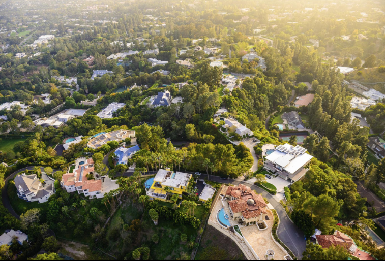 La maison d’une chanteuse mondiale visée par des tirs pendant qu’elle était à l’intérieur 2 La maison d’une chanteuse mondiale visée par des tirs pendant qu’elle était à l’intérieur Capture decran 2026 03 09 135119 La maison d’une chanteuse mondiale visée par des tirs pendant qu’elle était à l’intérieur