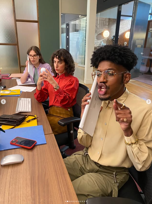 Capture decran 2026 03 12 100834 Julie Le Breton partage des images rares sur le plateau de la saison 2 et plusieurs fans disent ceci