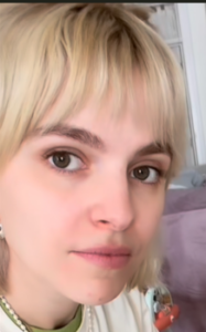 Sarah-Jeanne Labrosse se réinvente : son nouveau look fait sensation 3 Sarah-Jeanne Labrosse se réinvente : son nouveau look fait sensation Capture decran 2026 03 16 065317 Sarah-Jeanne Labrosse se réinvente : son nouveau look fait sensation