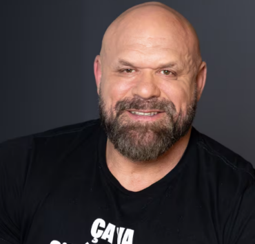 Capture decran 2026 03 26 095251 Hugo Girard tourne une page importante de sa vie&hellip; son message fait r&eacute;agir