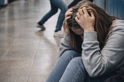 Capture decran 2026 03 26 105145 Violence &agrave; l&rsquo;&eacute;cole : les filles de plus en plus touch&eacute;es, les experts sonnent l&rsquo;alarme