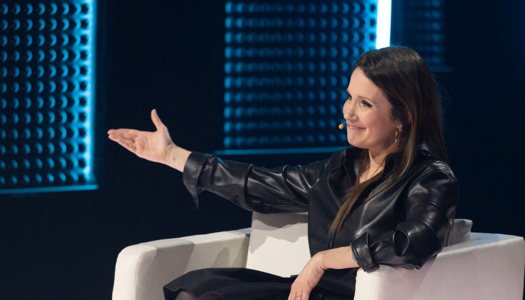 Capture decran 2026 03 29 120344 Une chanteuse ador&eacute;e des Qu&eacute;b&eacute;cois d&eacute;barque &agrave; En direct de l&rsquo;univers&hellip; et &ccedil;a promet