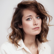 Capture decran le 2026 03 18 a 12.40.26 La rel&egrave;ve est assur&eacute;e : la fille de Genevi&egrave;ve Boivin-Roussy d&eacute;bute au cin&eacute;ma