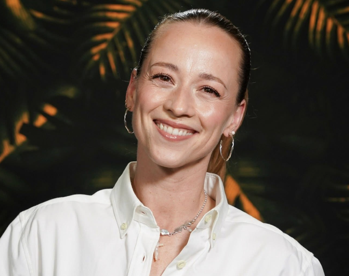 Karine Vanasse surprend avec de rares photos de famille 1 Karine Vanasse surprend avec de rares photos de famille Capture decran le 2026 03 31 a 11.58.03 e1774973109354 Karine Vanasse surprend avec de rares photos de famille