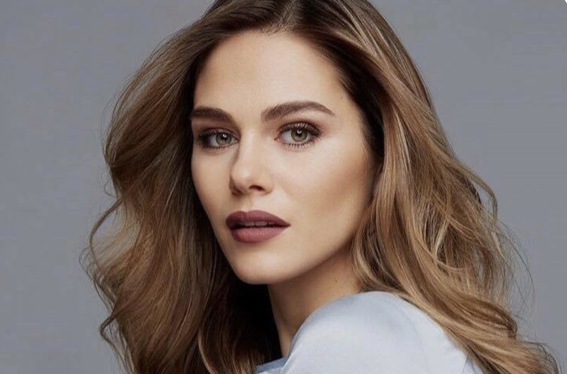 Capture le 2026 03 17 a 08.02.10 Maripier Morin publie ces photos en bikini qui font r&eacute;agir au SUD