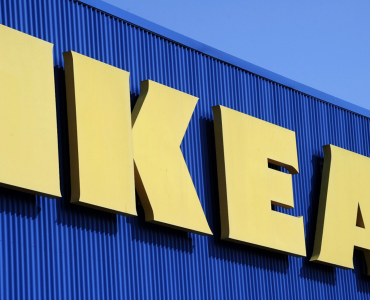 Capture le 2026 03 17 a 08.32.20 Cette petite trouvaille IKEA aide &agrave; doubler l&rsquo;espace dans les armoires (et elle passe souvent inaper&ccedil;ue)