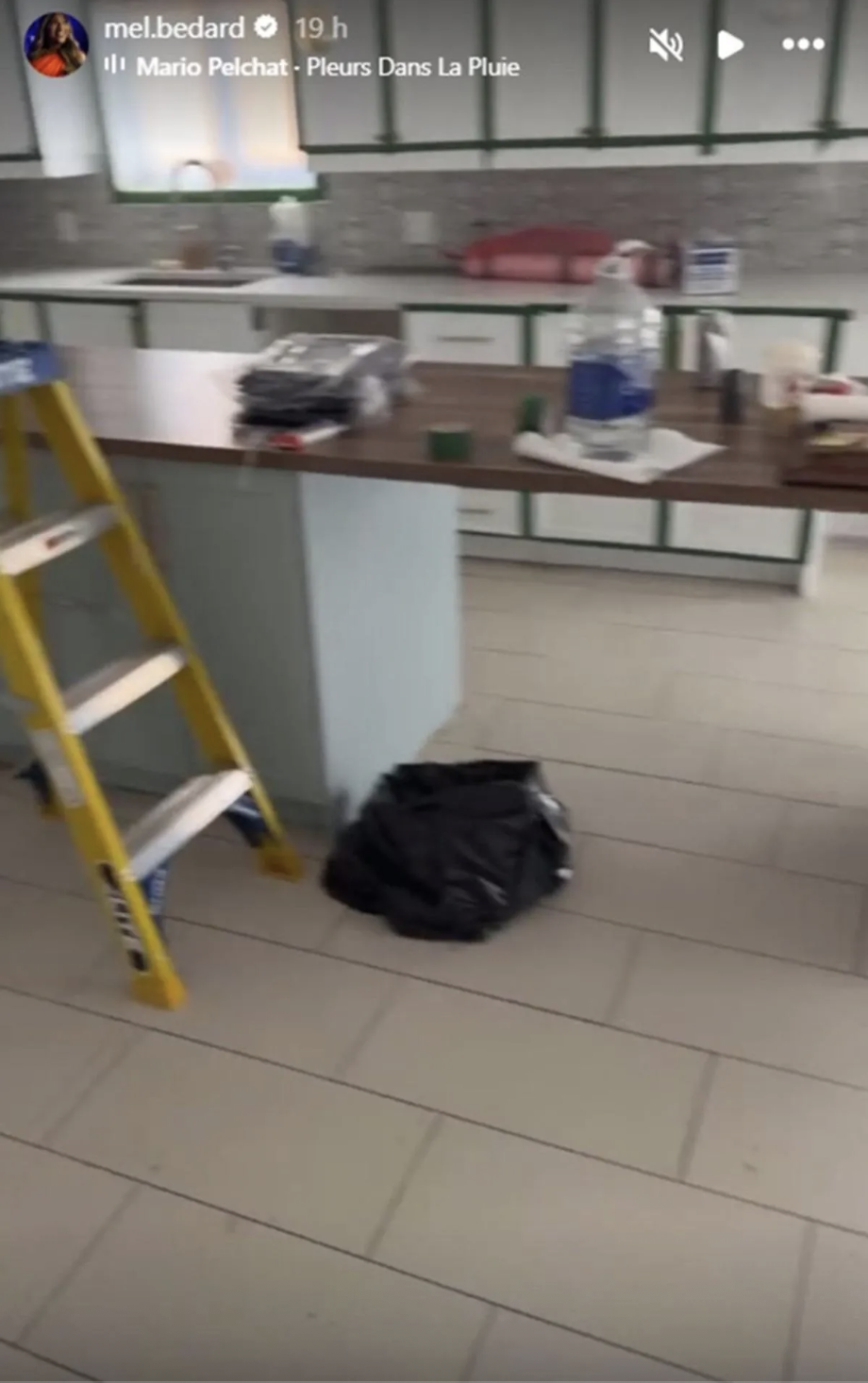 Capture le 2026 03 18 a 01.19.11 M&eacute;lissa B&eacute;dard contrainte de quitter sa maison apr&egrave;s un incident majeur