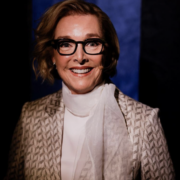 Capture le 2026 03 19 a 00.35.12 Voici (08) photos de la femme qui partage la vie de Sophie Thibault &mdash; et vous la connaissez tr&egrave;s bien