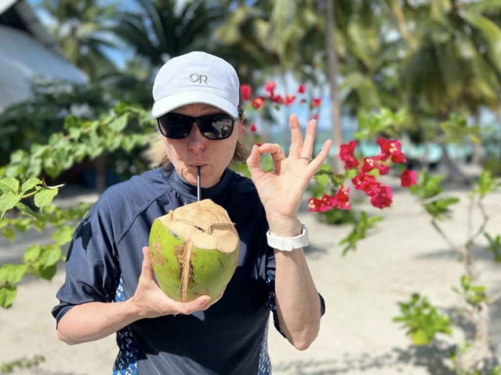 Capture le 2026 03 19 a 01.09.48 Voici (08) photos de la femme qui partage la vie de Sophie Thibault &mdash; et vous la connaissez tr&egrave;s bien