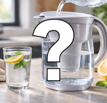 ChatGPT Image 12 mars 2026 10 05 26 L&rsquo;eau filtr&eacute;e est-elle meilleure que l&rsquo;eau du robinet ? Ce que disent les experts