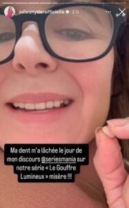 julie snyder dent Julie Snyder traverse un moment d&eacute;licat en pleine apparition publique