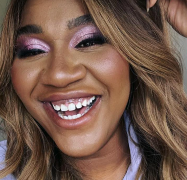 Capture decran 2026 04 08 115244 Vous ne devinerez jamais qui habille M&eacute;lissa B&eacute;dard pour ses spectacles...