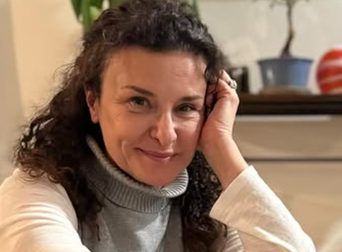 Capture decran 2026 04 10 083255 &Agrave; 60 ans, Chantal Fontaine vit dans une maison avec sa fille et ses petits-enfants