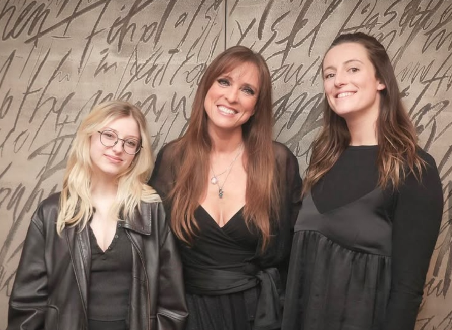 Capture decran 2026 04 23 142234 e1776968752226 Lynda Lemay partage une rare photo avec sa fille&hellip; et &ccedil;a touche les fans