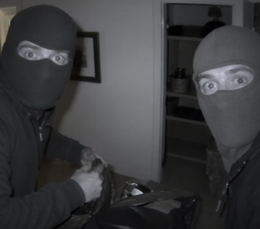 Capture decran 2026 04 24 083323 e1777034080339 Sur le r&eacute;seau X, une cam&eacute;ra de surveillance qui &ldquo;fige&rdquo; les voleurs pendant de longues secondes