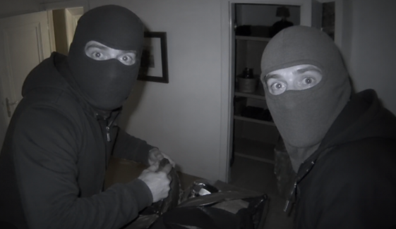 Capture decran 2026 04 24 083323 e1777034080339 Sur le r&eacute;seau X, une cam&eacute;ra de surveillance qui &ldquo;fige&rdquo; les voleurs pendant de longues secondes