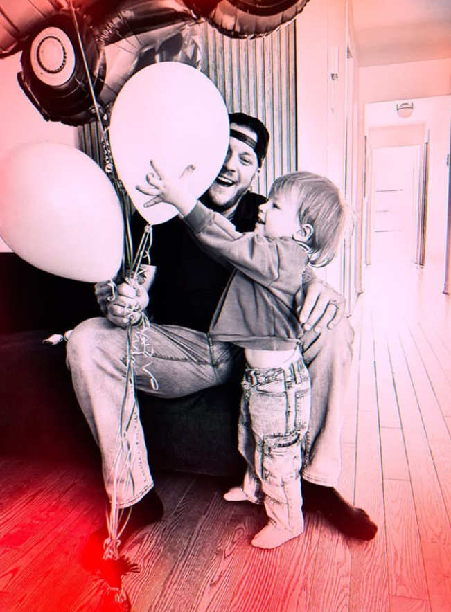 Capture decran 2026 04 27 080526 Mathieu Baron comme vous le voyez rarement : 10 photos avec ses enfants