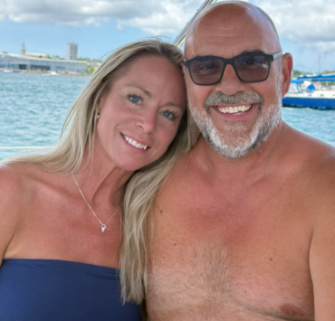Capture decran 2026 04 28 133345 e1777397734312 Apr&egrave;s 5 mois de relation, la conjointe de Sylvain Marcel le rejoint pour une romance tropicale