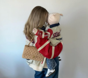 Capture decran 2026 04 30 134248 Le retour de Brendan Gallagher : L'identit&eacute; de ses deux plus grandes fans enfin d&eacute;voil&eacute;e !