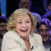 Capture decran le 2026 04 13 a 09.52.30 e1776088408815 Personne ne s&rsquo;y attendait : France Castel livre la blague de l&rsquo;ann&eacute;e &agrave; Tout le monde en parle