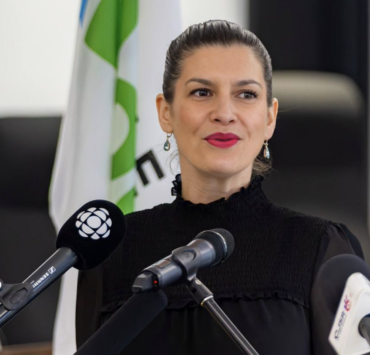 Capture decran le 2026 04 21 a 15.28.49 Genevi&egrave;ve Guilbault quitte le Conseil des ministres&hellip; et sa r&eacute;ponse surprend
