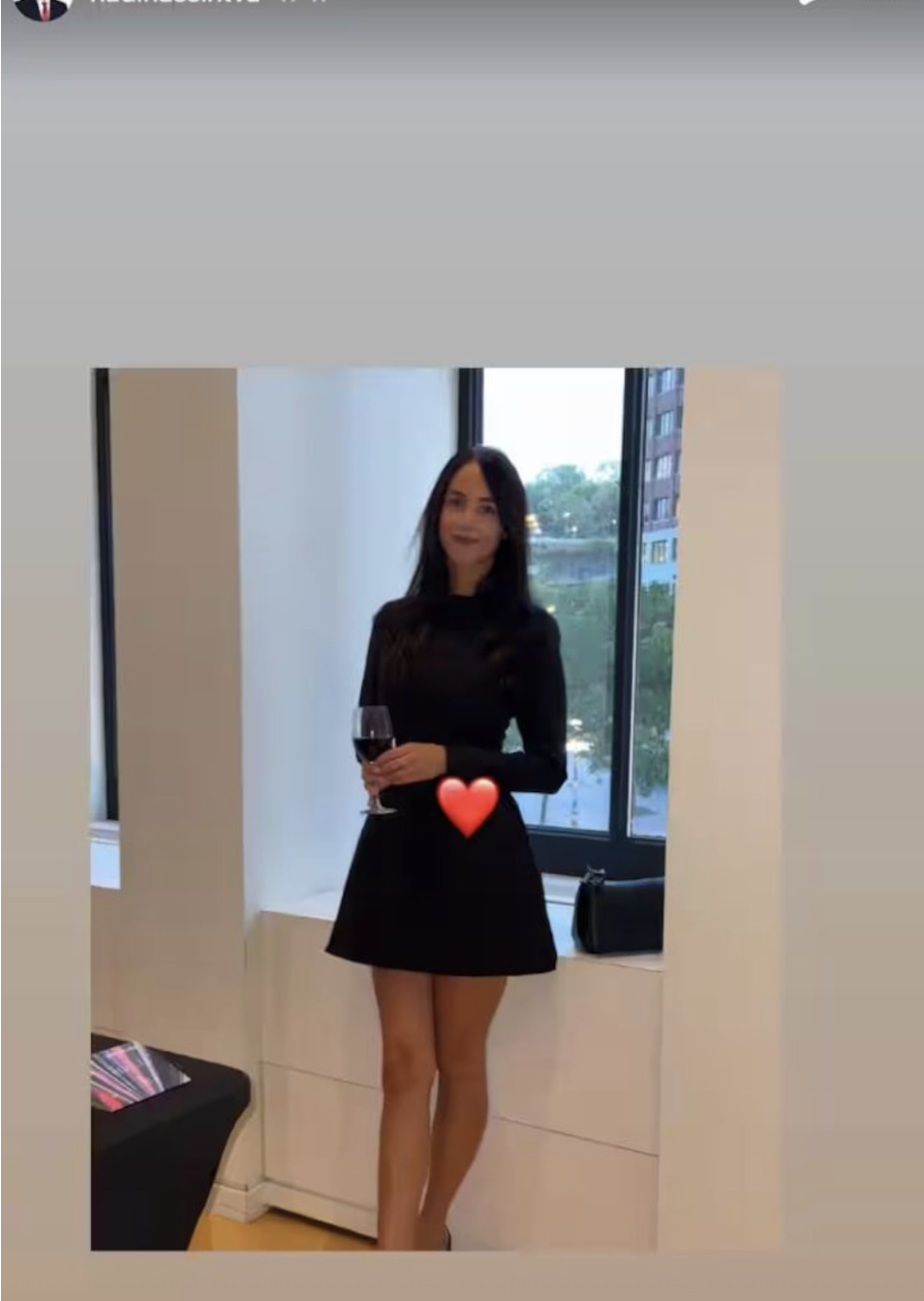 Capture le 2026 04 06 a 11.10.55 Le chef d'antenne Hadi Hassin surprend tout le monde avec une rare photo de son amoureuse