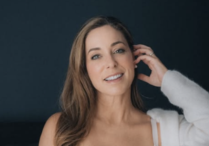 À 54 ans, Anick Dumontet en bikini fait énormément réagir avec ses nouvelles photos 1 À 54 ans, Anick Dumontet en bikini fait énormément réagir avec ses nouvelles photos Capture le 2026 04 13 a 11.11.12 e1776075902781 À 54 ans, Anick Dumontet en bikini fait énormément réagir avec ses nouvelles photos