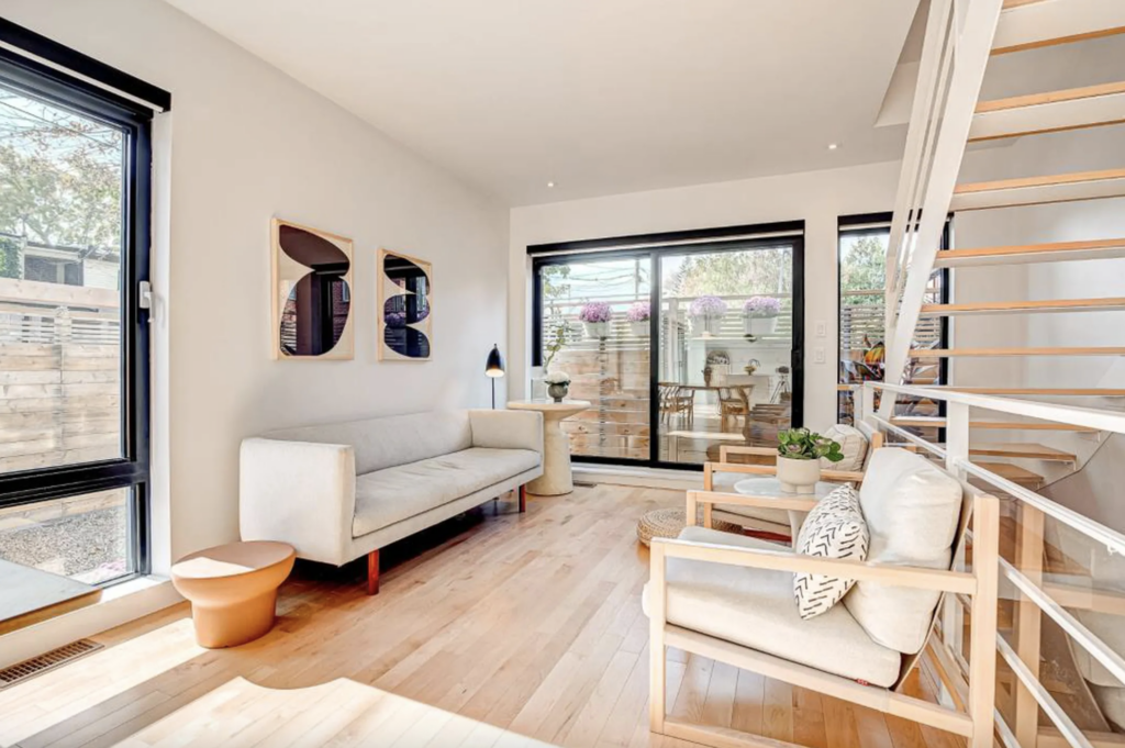 Capture le 2026 04 14 a 07.57.43 1 Lysandre Nadeau et Claude B&eacute;gin disent au revoir &agrave; leur luxueuse propri&eacute;t&eacute; de r&ecirc;ve: D&eacute;couvrez la en photos