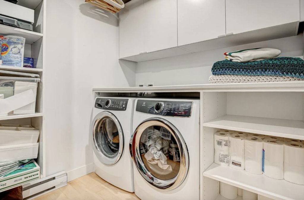 Capture le 2026 04 14 a 08.01.03 Lysandre Nadeau et Claude B&eacute;gin disent au revoir &agrave; leur luxueuse propri&eacute;t&eacute; de r&ecirc;ve: D&eacute;couvrez la en photos