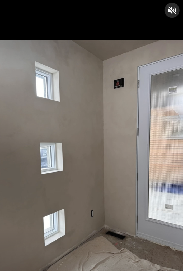 Capture le 2026 04 14 a 11.51.21 Maripier Morin transforme sa demeure pour ses beaux-parents : 5 photos du nouvel agrandissement qui font r&eacute;agir ses fans.