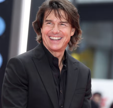 Capture le 2026 04 17 a 14.37.58 Tom Cruise m&eacute;connaissable : Sa transformation physique extr&ecirc;me pour incarner un milliardaire excentrique choque la Toile.