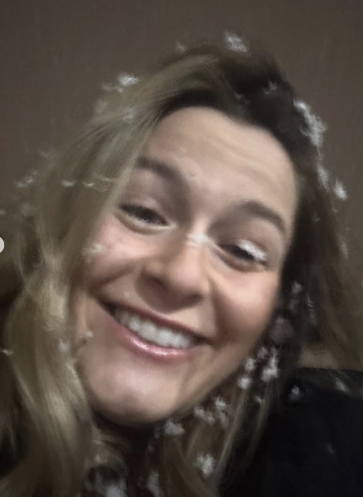 Capture le 2026 04 19 a 09.50.58 &laquo; Complices et amoureux &raquo; : Delphine Morissette la fille de V&eacute;ronique Cloutier partage une rare photo avec son conjoint Anthony Bouchard