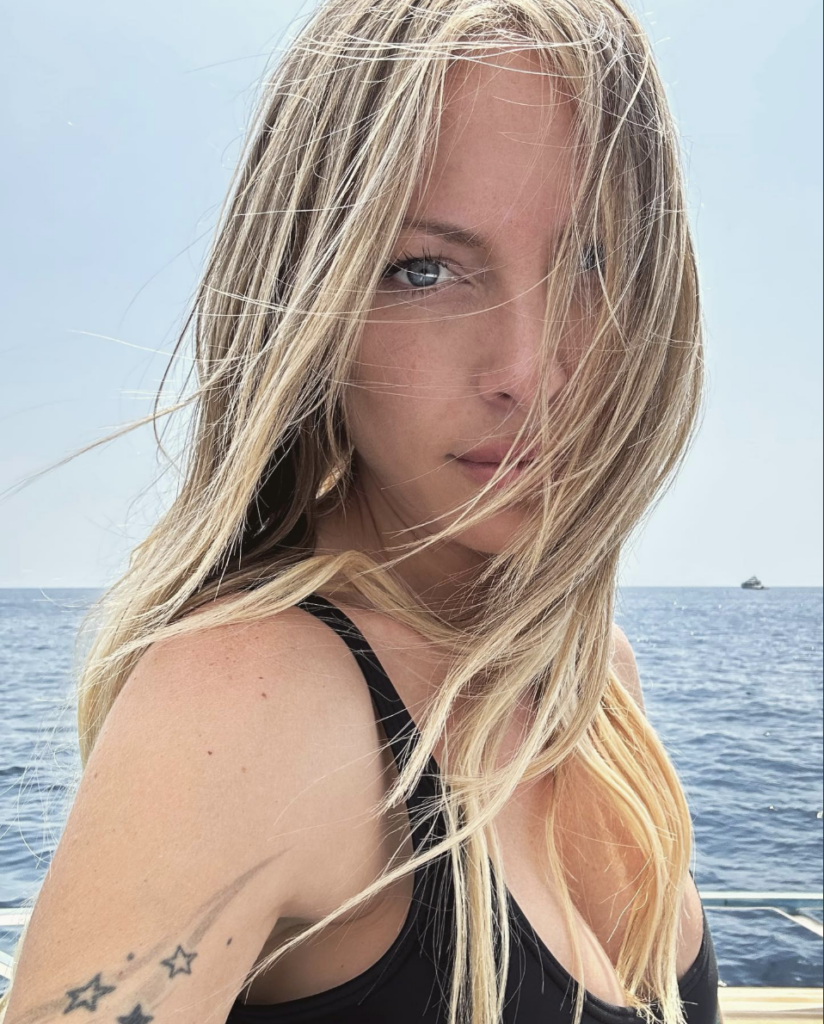 Capture le 2026 04 22 a 07.24.31 Nouveau d&eacute;part pour une relation? Marie-Mai d&eacute;voile accidentellement une photo d'elle et d'un homme myst&egrave;re