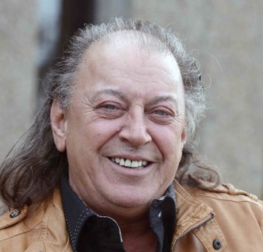 Capture le 2026 04 23 a 07.16.07 Voici la femme qui partage la vie de Paul Dara&icirc;che depuis plus de 35 ans