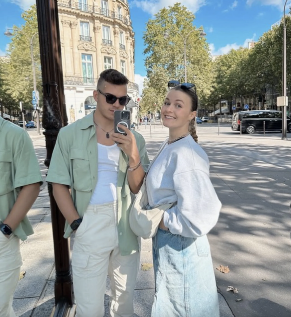 Capture le 2026 04 23 a 14.36.07 Delphine Morissette r&eacute;v&egrave;le 10 clich&eacute;s de son fianc&eacute;... et les fans adorent