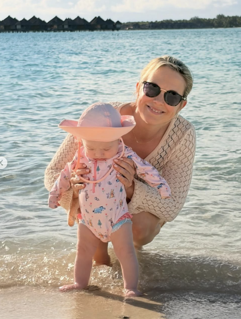 Capture le 2026 04 23 a 22.47.30 15 photos sur la plage du voyage de l'animatrice Fr&eacute;d&eacute;rique Guay et son Chum connu qui font r&ecirc;ver