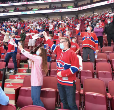 Capture le 2026 04 26 a 01.10.14 S&eacute;ries du Canadien : un geste criminel enflamme l&rsquo;ext&eacute;rieur du Centre Bell