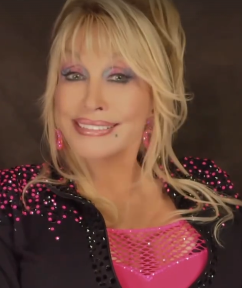 Capture decran 2026 05 04 183448 Dolly Parton : Les admirateurs r&eacute;agissent apr&egrave;s une nouvelle inattendue