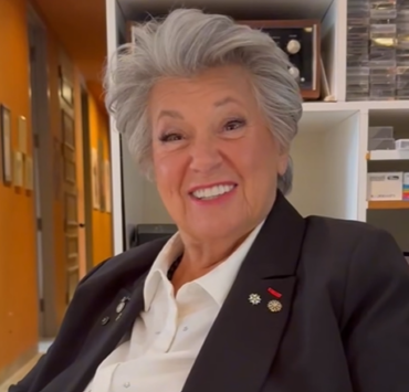 Capture decran 2026 05 07 183057 &Agrave; 80 ans, Ginette Reno d&eacute;voile de rares images en studio&hellip; et &ccedil;a touche droit au c&oelig;ur