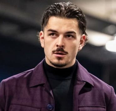 Canadiens : Arber Xhekaj sauve une vie près du Canal Lachine — l’histoire incroyable 2 Canadiens : Arber Xhekaj sauve une vie près du Canal Lachine — l’histoire incroyable Capture decran 2026 05 14 111531 Canadiens : Arber Xhekaj sauve une vie près du Canal Lachine — l’histoire incroyable