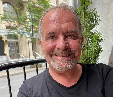 Capture decran 2026 05 15 080217 Pierre Houde prend tout le monde par surprise avec une photo en amoureux