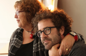 Capture decran 2026 05 17 103937 Genevi&egrave;ve Schmidt en amour : son chum travaillait juste &agrave; c&ocirc;t&eacute; d'elle sans qu'on le sache