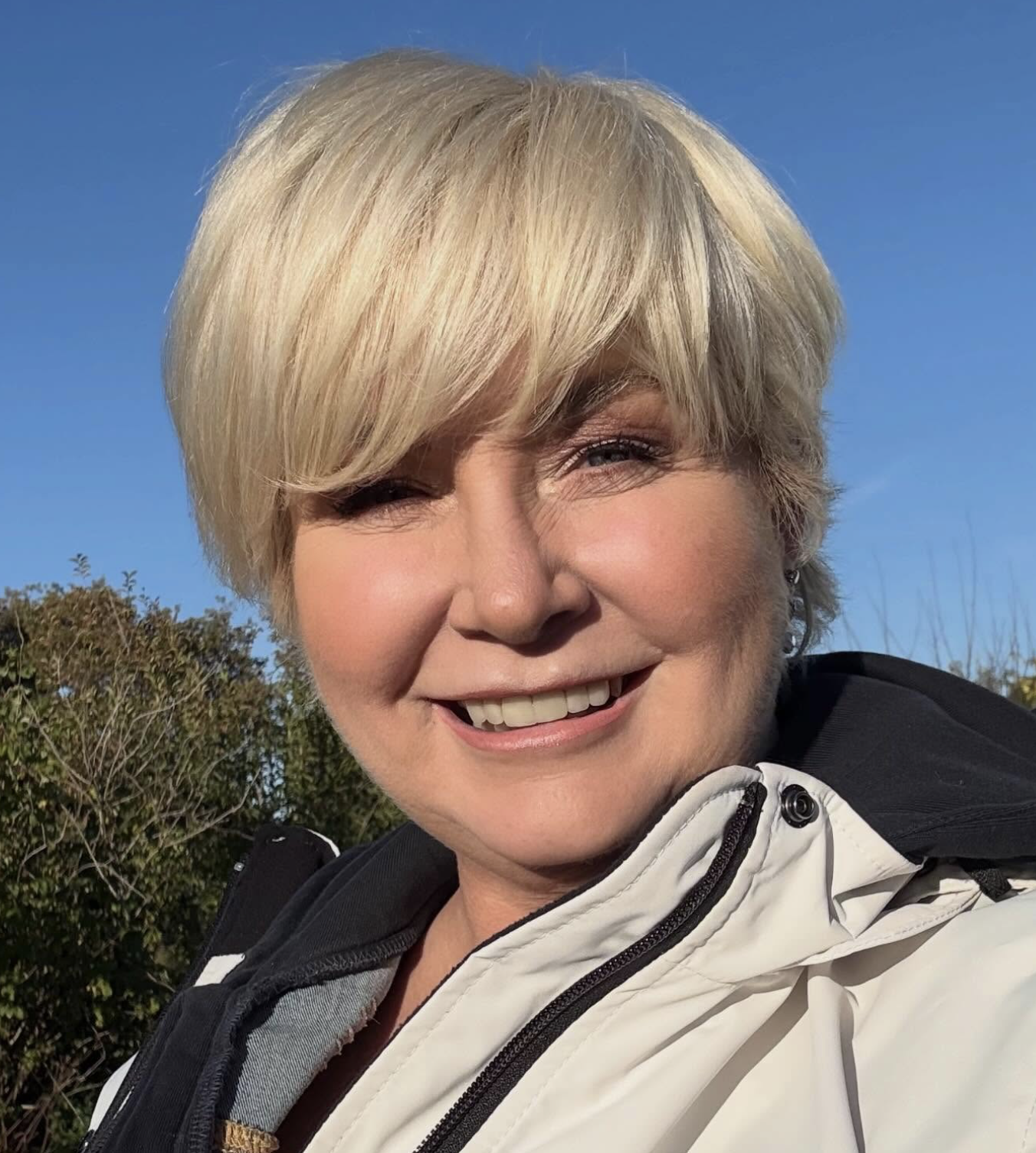 Capture decran le 2026 05 08 a 13.54.30 Nathalie Simard surprend avec un nouveau look !